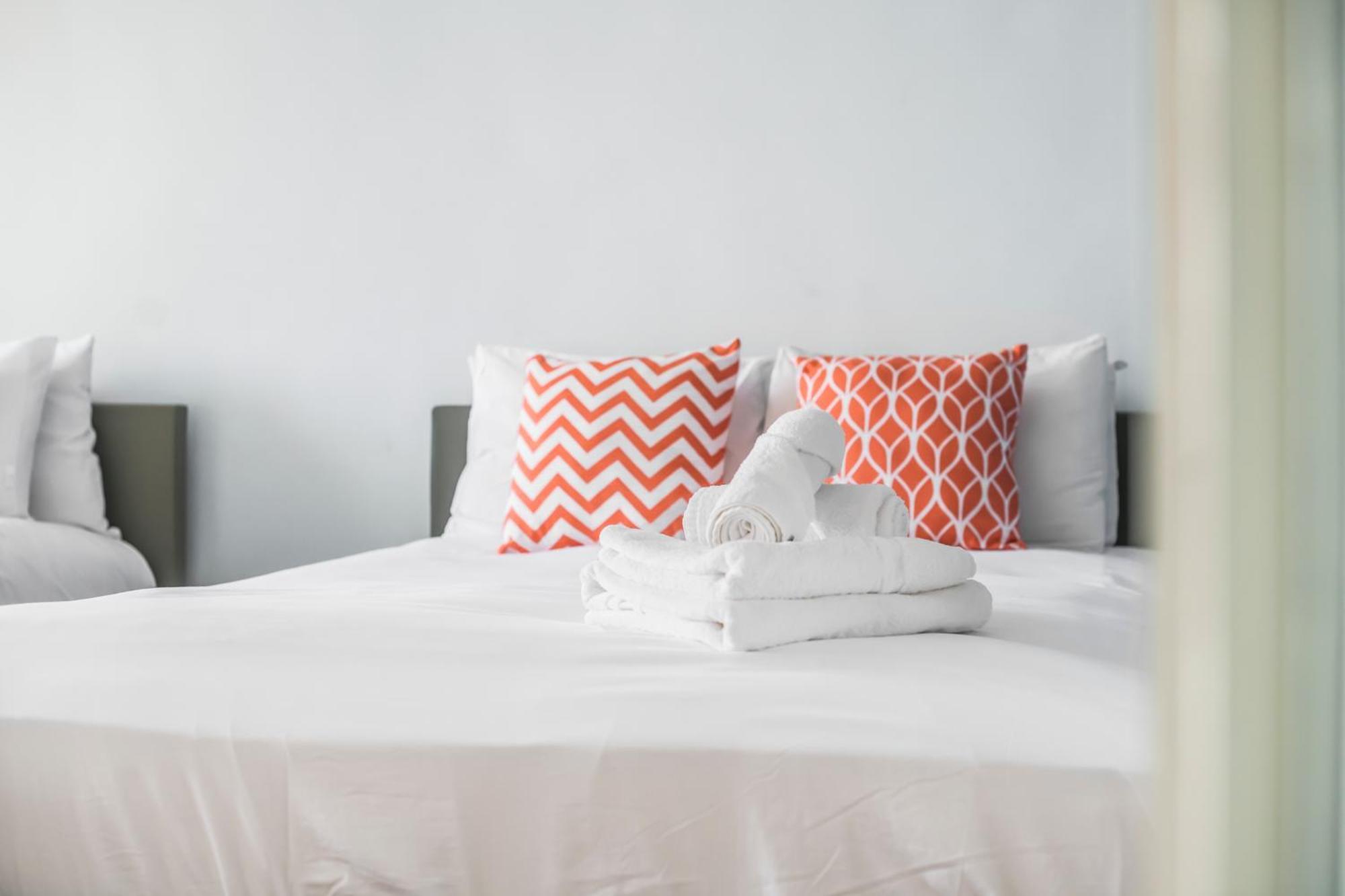 Stunning Massive Bedroom +Direct Thames River View Лондон Экстерьер фото